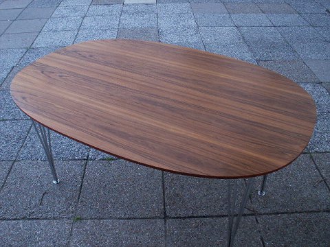 Stari classic > piet hein<br> dinner table<br> <br> fritz hansen a/s ... Flotte stuer