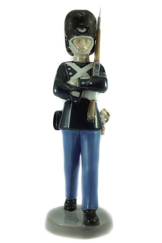 Bing & Grondahl; Guardsman figurine of porcelain #2342