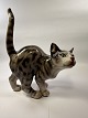 Stentoft Antik 
presents: 
Dahl 
Jensen figure, 
gray striped 
cat, model 
1108.