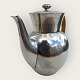 Moster Olga - 
Antik og Design 
præsenterer: 
Just 
Andersen
Tin kaffekande
#2238
*600kr