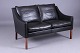 Roxy Klassik præsenterer: Børge Mogensen / Fredericia Furniture.Sofa, 2-personers.Model 2208.Sort læder & ...