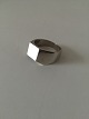 Georg Jensen Hans Hansen Moderne Sterling Sølv Ring. Måler 2cm og er i god stand.