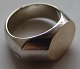 Hans Hansen Moderne Sterling Sølv Ring. Måler 1,9cm og er i god stand.
