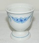 Empire æggebæger i porcelæn fra Bing & Grøndahl. 1. sortering. I perfekt stand. 6 cm højt. FLERE ...