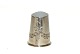 Fingerbøl i guld med hvid flus 8 karatStemplet: B.H.Guldsmed: B.H. 1893-1937 B. Hertz  ...