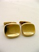 Guldsmed Hermann Siersbøl manchetknapper 8 karat guld 1,9x1,6 cm.
