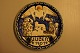 Stor Aluminia jule platte 1907 i fajance.  I god stand, hårrevne. 30 cm. i diameter.