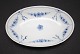 Bing & Grøndahl, Empire, hvidt porcelæn med blå ranker.Aflang lille skål. dek.nr. 39. II. ...