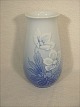 Bing & Grøndahl. Julerose. Vasenr.678 H:13,5 cm.Pæn stand