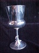 Bæger i sølv. År ca. 1920. Højde 18 cm. Diameter 9 cm.