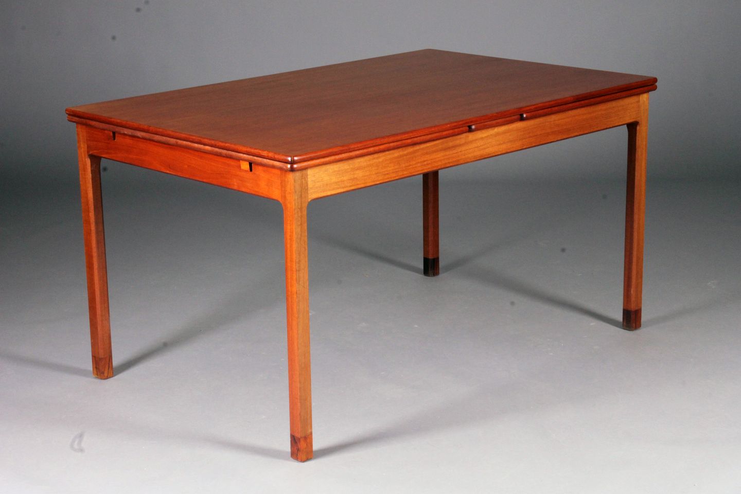 Www.antikvitet.net bord med hollandsk udtræk. dansk design ... Badeværelse bruser