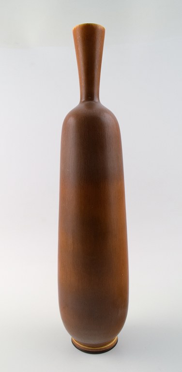 Large Berndt Friberg Studio pottery vase.