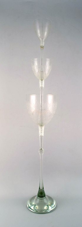 Bjørn Wiinblad for Rosenthal, very large and rare "Romanze" champagne tower. 
3 glasses in one.