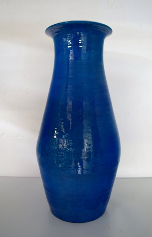 Kähler, HAK, colossal glazed stoneware vase in turquoise glaze. 1960
