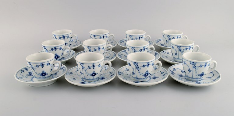 Twelve Bing & Grøndahl Blue Fluted Hotel Coffee cups with saucers. 1920s. Model 
number 167.
