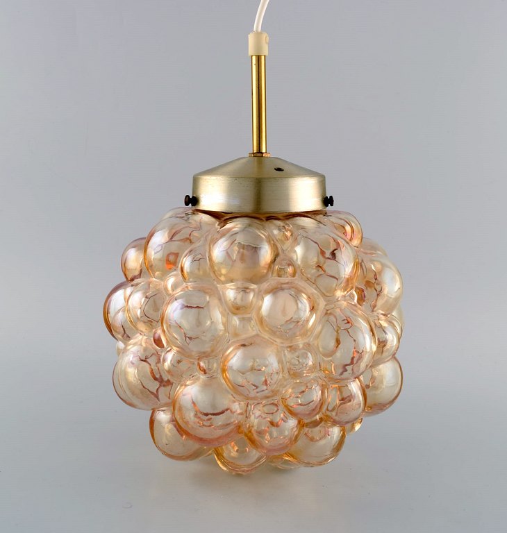 Helena Tynell (b. 1918, d. 2016) for Limburg. Bubble pendant lamp. Finnish 
design, 1970s.
