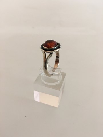 N.E. From Sterling Sølv Ring med Rav