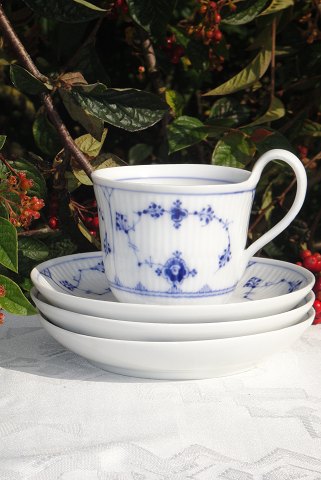 Royal Copenhagen  Blue fluted plain Coffee cup 74