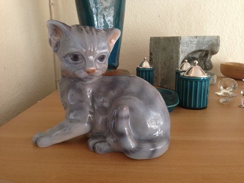 Lyngby Porcelæns Figur Kat No 0