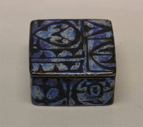 Royal Copenhagen Aluminia RC Faience 704-3267 Dark Blue lidded box, square 4 x 8 
cm , Baca, Nils Thorsson 1963
