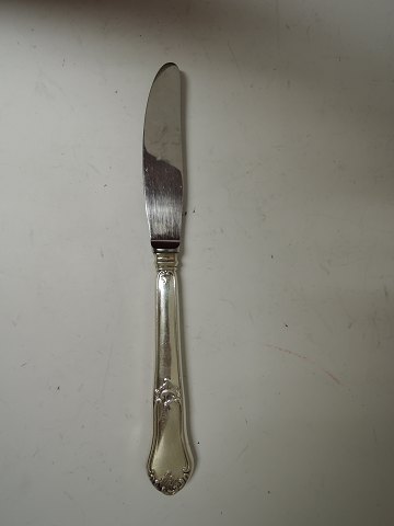 Rosenholm 
Dinner knife 
Silver (830)
