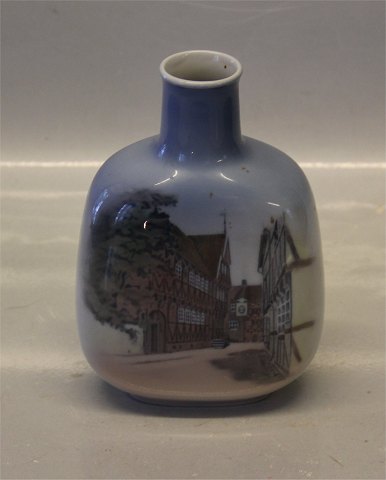 Royal Copenhagen  4766 RC Vase 14,5 cm Old Town Motif
