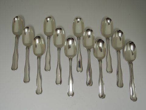 Georg Jensen
 Dobbelt riflet
 Sterling (925)
 Menülöffel