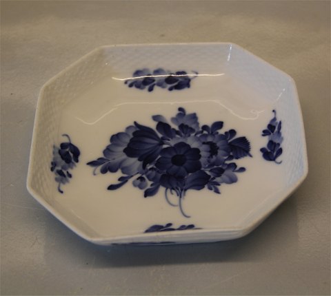 Danish Porcelain Blue Flower braided Tableware 8089-10 Tray, squarre 14.5 cm
