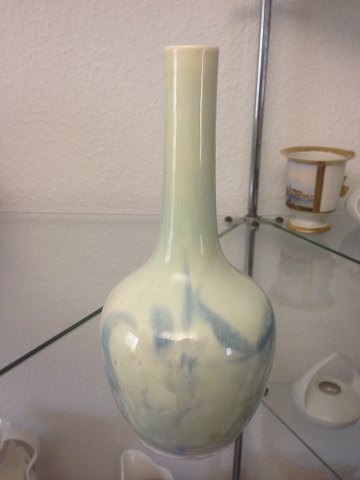 Royal Copenhagen Krystal Glasur, dekoration Unika Vase af Oluf Jensen No 3994 
fra 1893