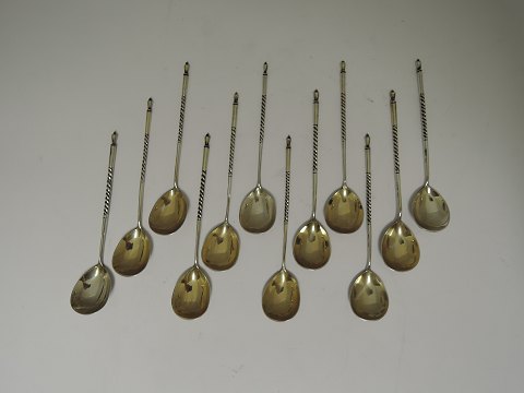 Russian teaspoons
 Silver (84)
 12 pieces