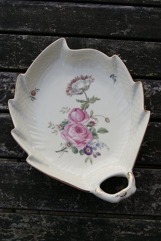 Frisenborg porcelæn, bladfade med hank nr. 1866 