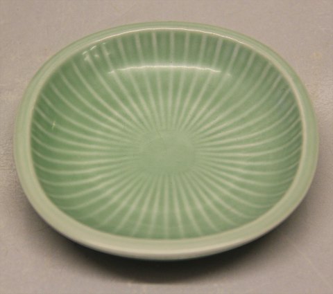 Aluminia Copenhagen Faience 2638 Marselis Green bowl 11,5 x 2.5 cm, round with 
stribes, 1953
