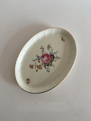 Royal Copenhagen Frijsenborg Oval Bakke No. 1863