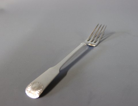 Lunch fork in "Musling", silver plate.
5000m2 showroom.