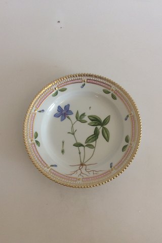 Royal Copenhagen Flora Danica Salat Tallerken No 20/3573