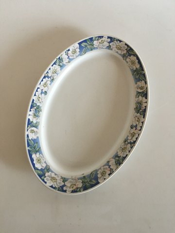 Royal Copenhagen Vildrose Ovalt Fad No 374