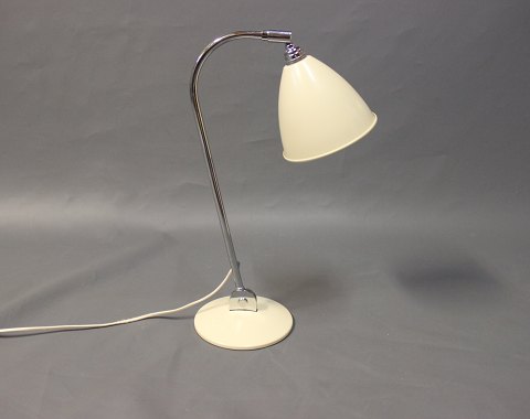 Bestlite bordlampe model BL2, Creme farvet, af Rober Dudley Best.
5000m2 udstilling.