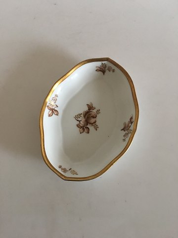 Royal Copenhagen Brown Rose Oval Asiet No 9025