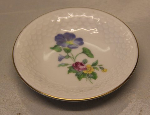 B&G Saxon Flower white porcelain 030 Butter pad, round 11 cm (330)