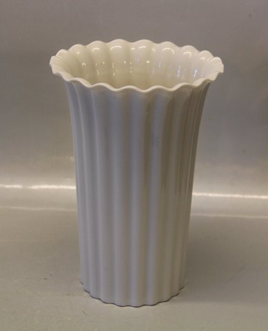 Royal Copenhagen 4032 RC White Chanelled Vase 19.5 cm Thorkild Olsen TO