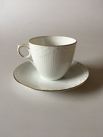 Royal Copenhagen Tradition Hvid Halvblonde m. Guldkant Kaffekop og Underkop No 
756