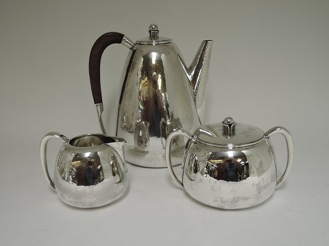 Hans Hansen
Sterling (925)
coffee Service
3 pieces