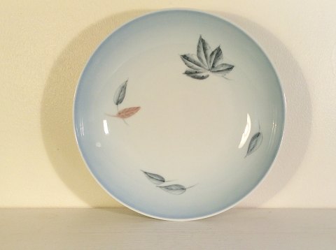 Bing & Grondahl
Falling Leaves
Tiefe Platte
# 22
* 50 kr