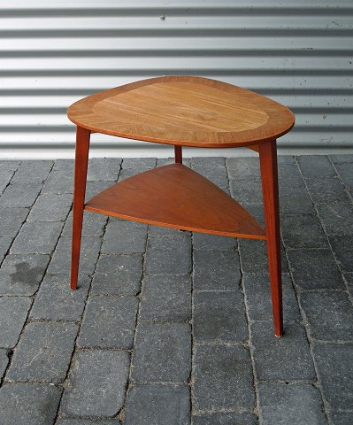 Lille teak sidebord