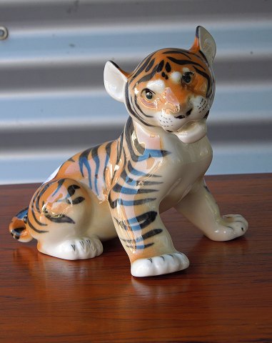 USSR figur
Tigerunge
Porcelæn