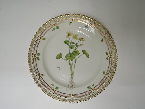 Royal Copenhagen 
Flora Danica 
Lunch plate 
# 3550