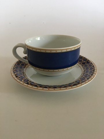 Royal Copenhagen "Liselund" Tekop med Underkop No. 081