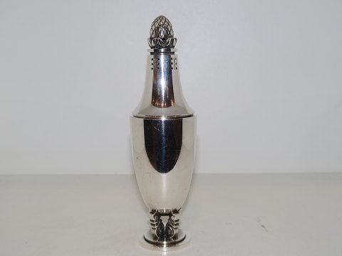 Georg Jensen Acorn
Rare sugar shaker