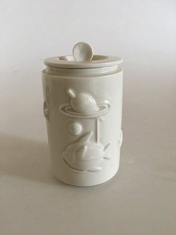 Royal Copenhagen Blanc de Chine låg vase af Arno Malinowski No 3287.