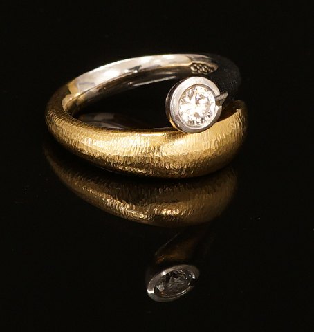 Ole Lynggaard: Ring med brillant, 14kt guld. 
Ringstr. 48,5